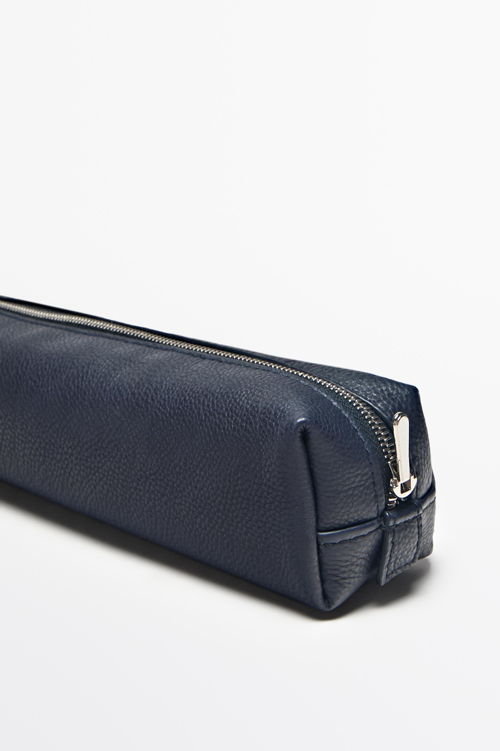 Trousse zippée en cuir nappa